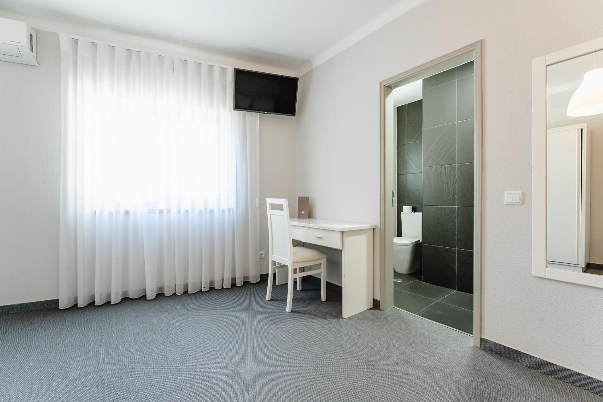Agua D'Alma Hotel Фож-ду-Арелю Стая снимка